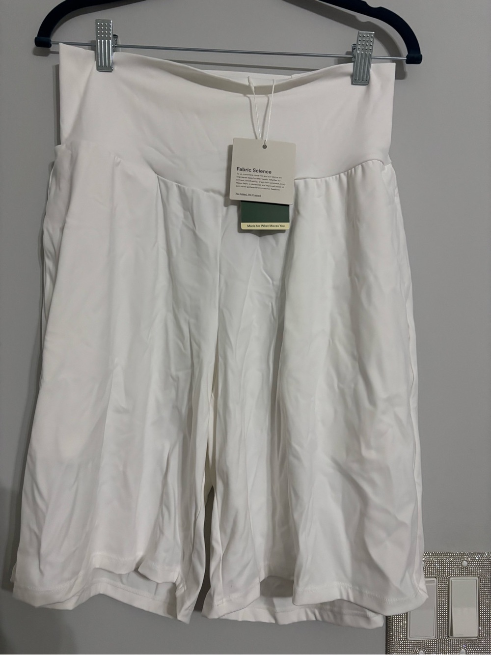 Halara SoftlyZero™ Airy High Waisted Pockets InstantCool Yoga Bermuda Shorts